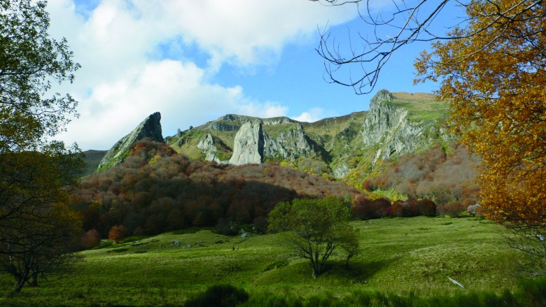 RN de la vallée de Chaudefour dans les monts du Sancy (Puy-de-Dôme) RN de la vallée de Chaudefour dans les monts du Sancy (Puy-de-Dôme)