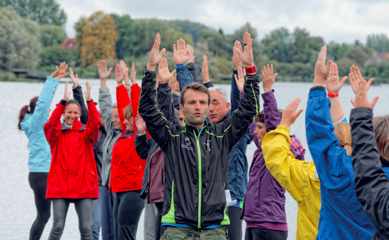Activité sportive douce alliée à la découverte du patrimoine naturel pour des patients en rémission de cancer. Activité sportive douce alliée à la découverte du patrimoine naturel pour des patients en rémission de cancer.