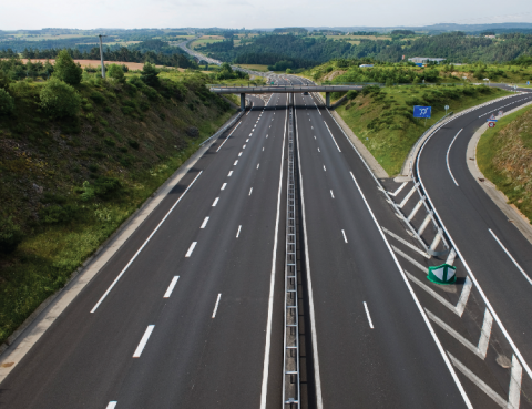 L'accroissement du réseau routier mondial est estimé à + 50 % d'ici 2050.